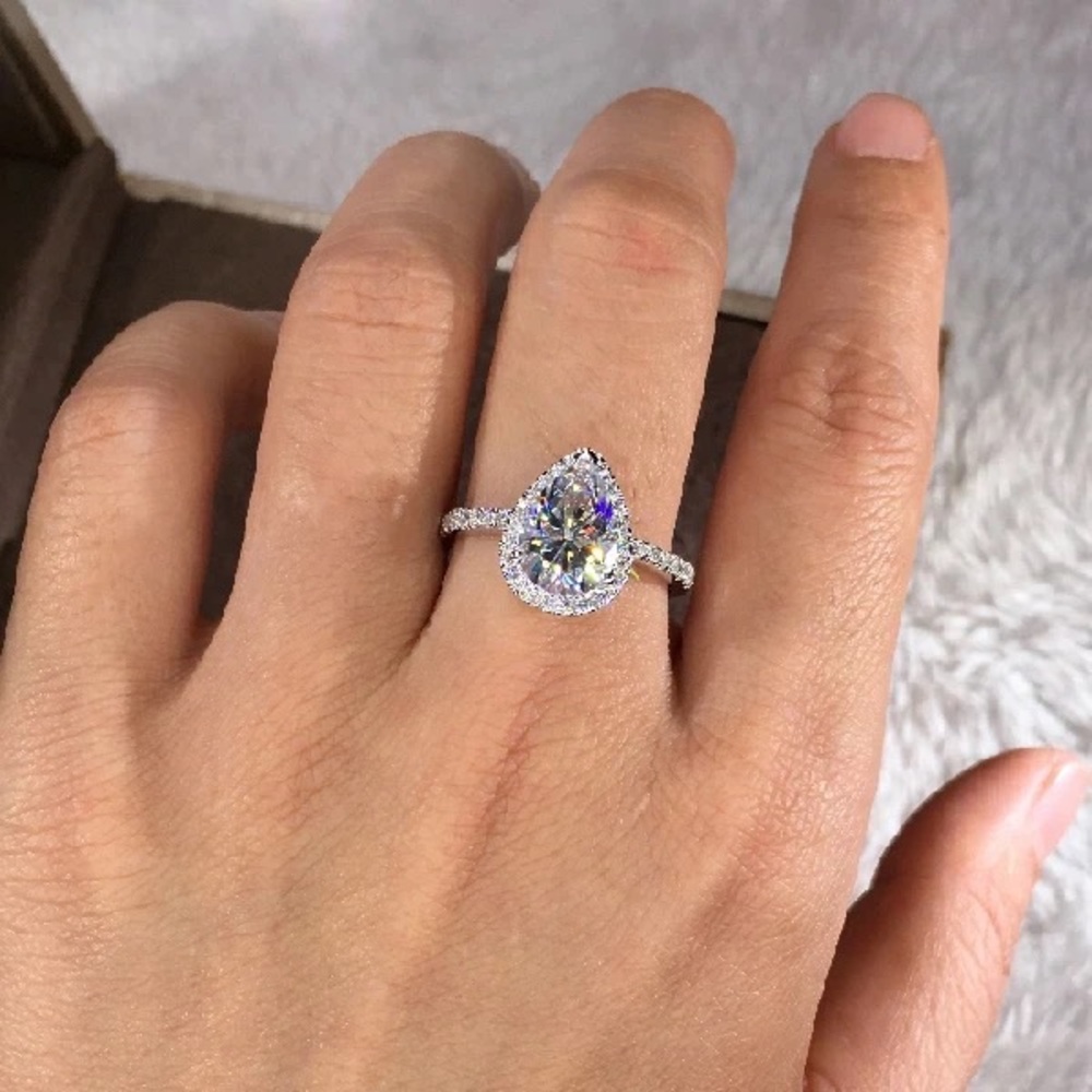 New Pear Cut 925 Silver Diamond Ring - Picture 4 of 8